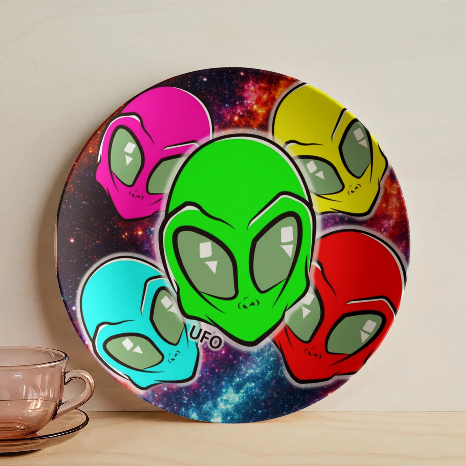 UFO Alien Rainbow Mesh 10” Plate by GT Artland