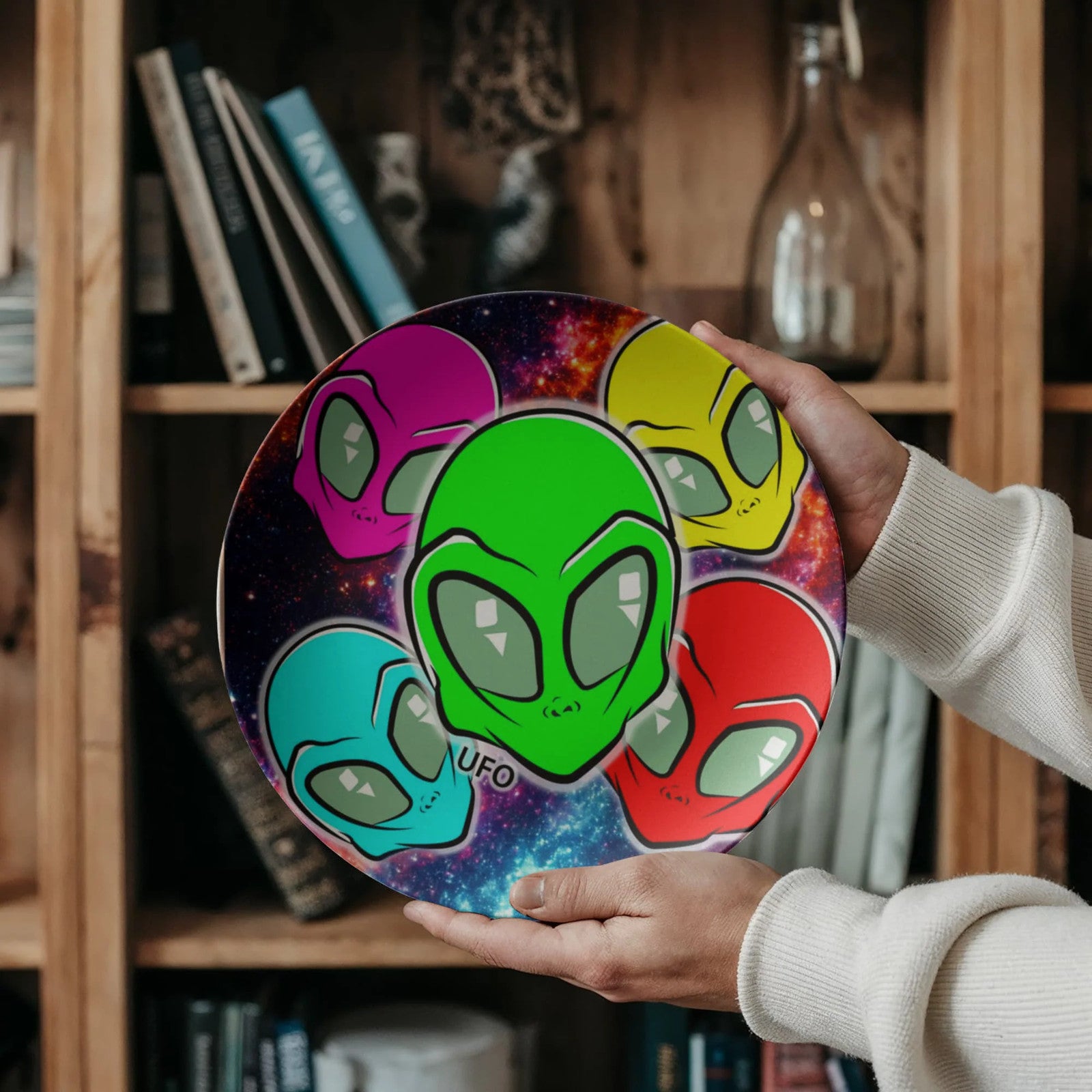 UFO Alien Rainbow Mesh 10” Plate by GT Artland