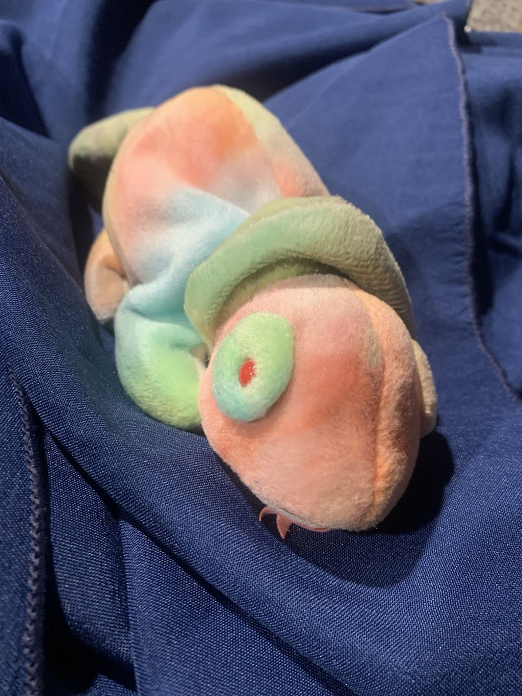 Vintage Ty Beanie Babies Rainbow Iguana Chameleon Soft Toy